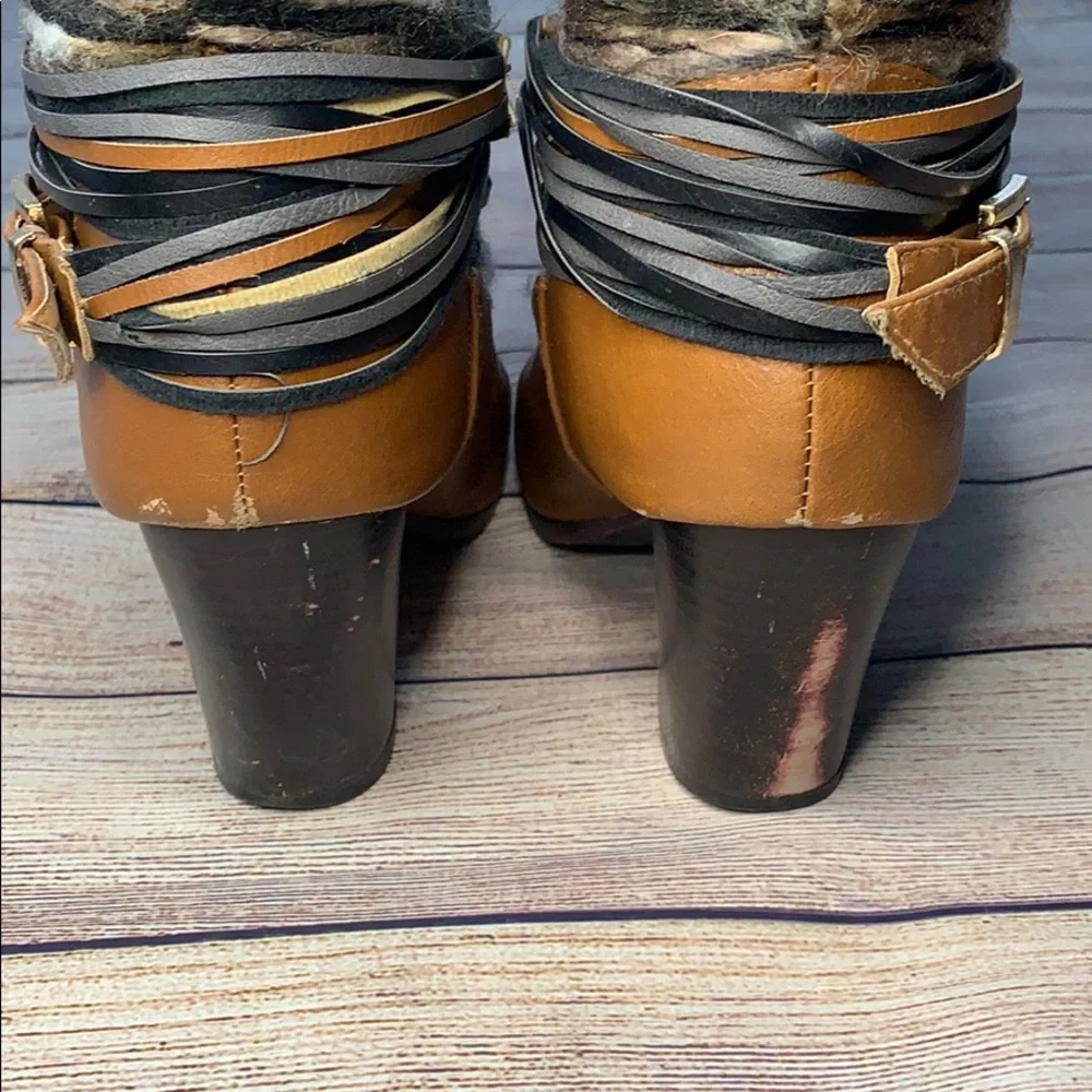 Francesca’s Ankle Yarn Boots with Buckles Size 8